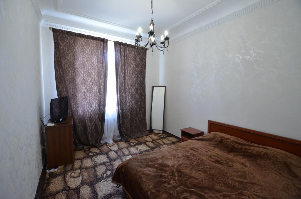 Apartments On Sobornaya Street Near The Waterfront 니콜라예프 객실 사진